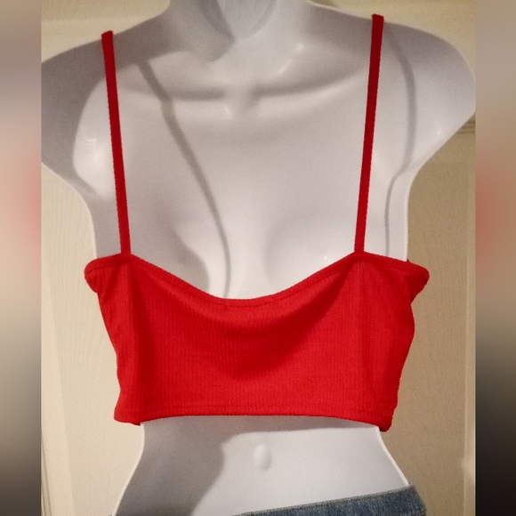 (Clearance) NWOT "Thank you enjoy" red ♥️ crop top - Picture 2 of 3